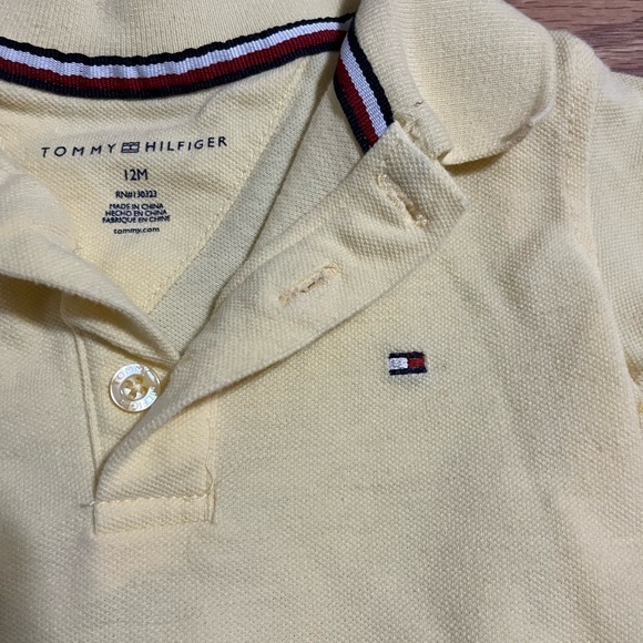 Tommy Hilfiger Polo 2T - Picture 2 of 4